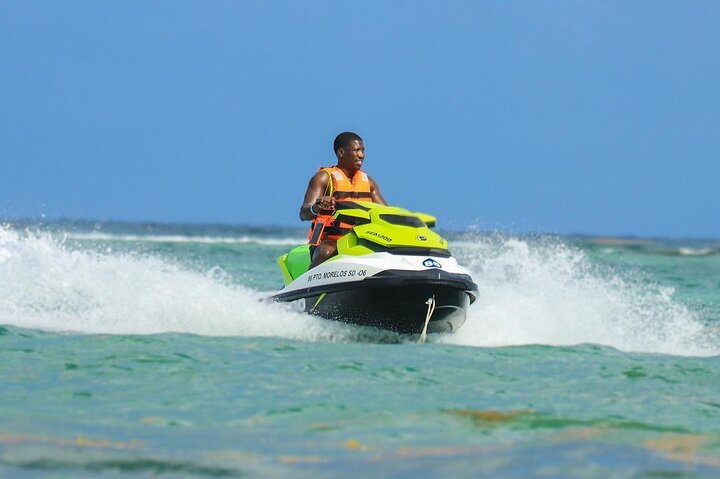 Jet Ski Ride - Montego Bay (with Optional Drone Photo Shoot)